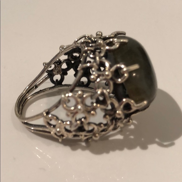 LABRADORITE SILVER METAL INTRICATE DESIGN RING - Picture 5 of 7
